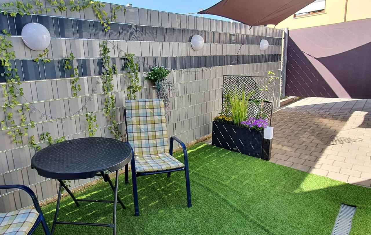Studio Appartement Speichersdorf Экстерьер фото