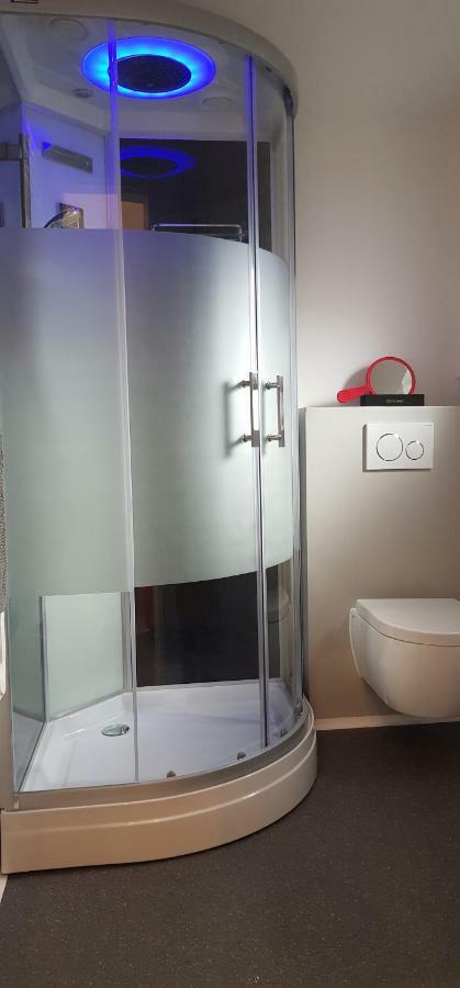 Studio Appartement Speichersdorf Экстерьер фото